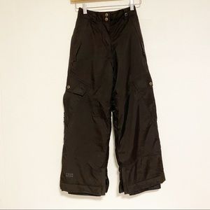 PWDR Room Canada snow pants youth S